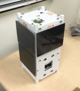 図3 モデルCubeSat2021の外観